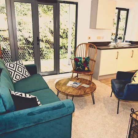 Fowey Landing Apartment ภายนอก รูปภาพ