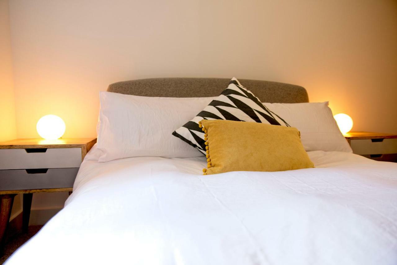 Fowey Landing Apartment ภายนอก รูปภาพ