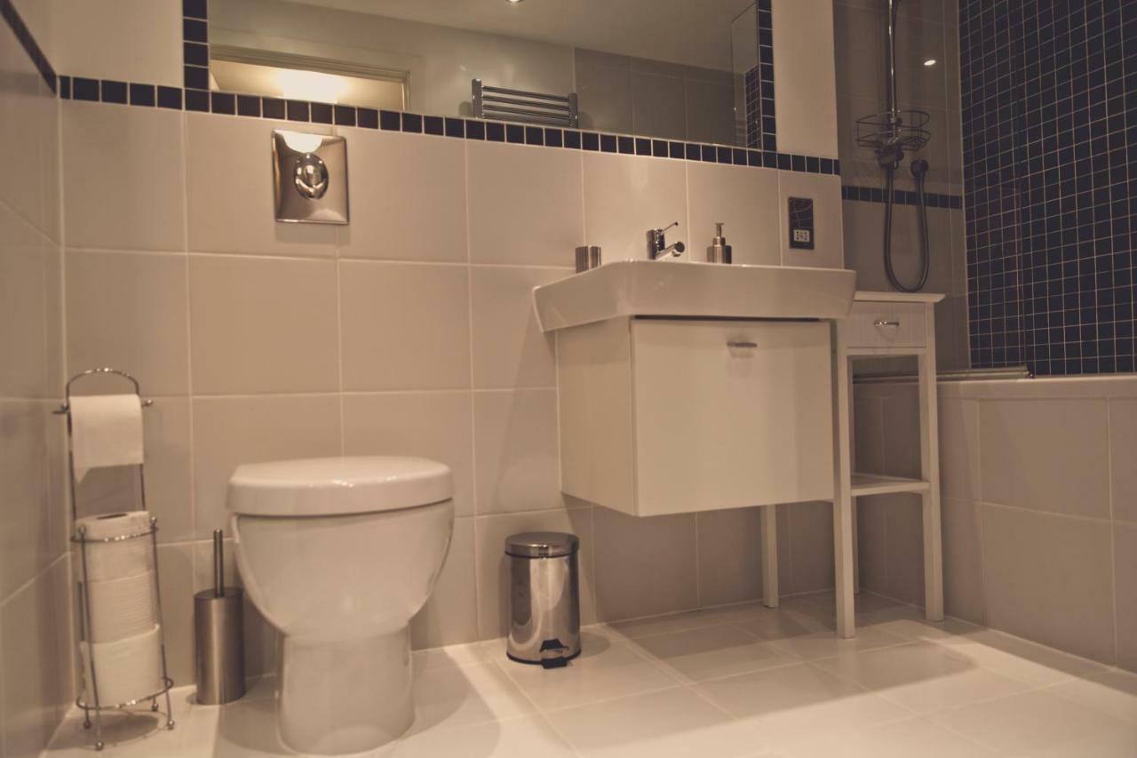 Fowey Landing Apartment ภายนอก รูปภาพ